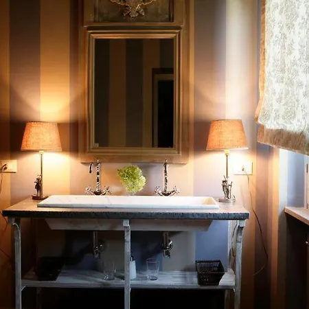 Sleeps 19 Villa