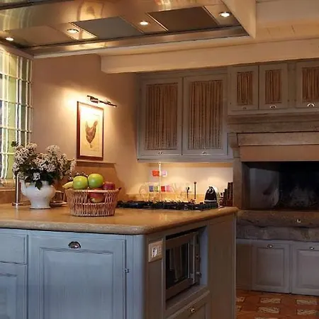 Sleeps 19 Villa